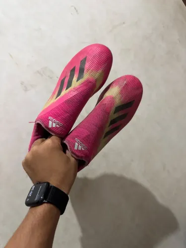 Chuteira Adidas X