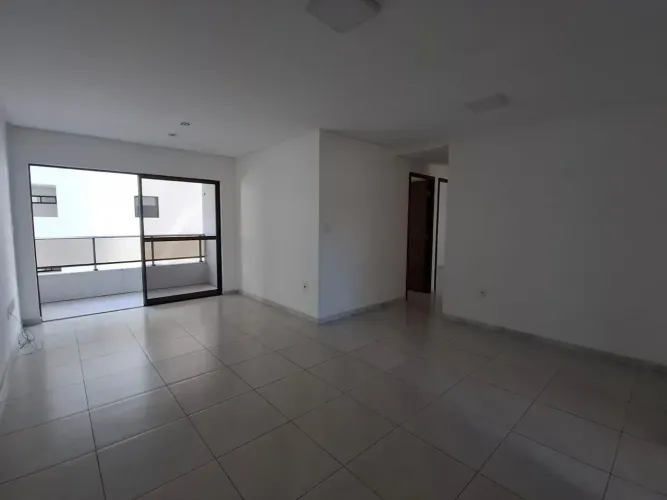 Apartamento com 3 quartos, 2 suítes, varanda, sul, 2 vagas em Tambaú - João Pessoa - PB
