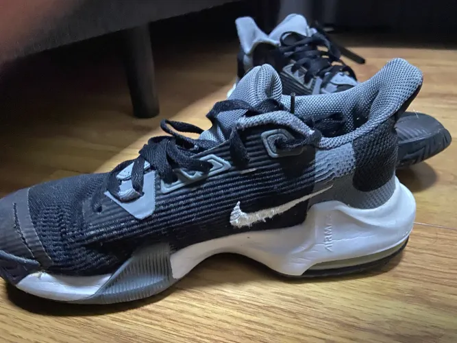 TENIS NOVOS