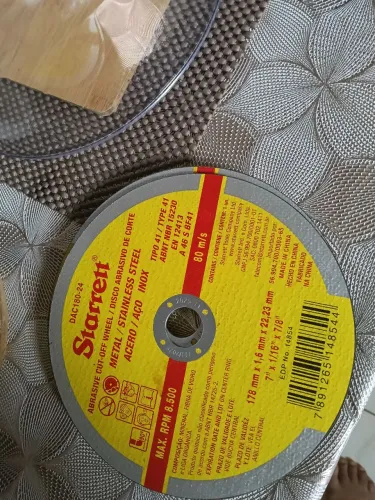 disco de cortar ferro... e um pacote de solda