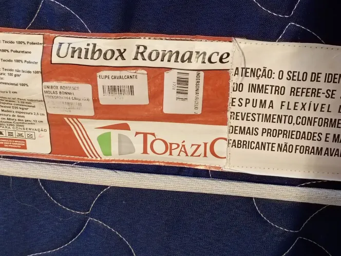 MVendo cama solteiro com marca de uso unibox romance topázio