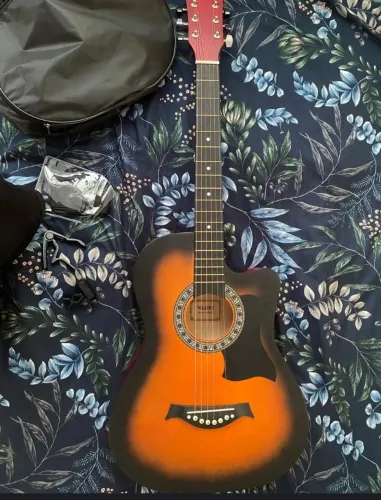 Violão acústico