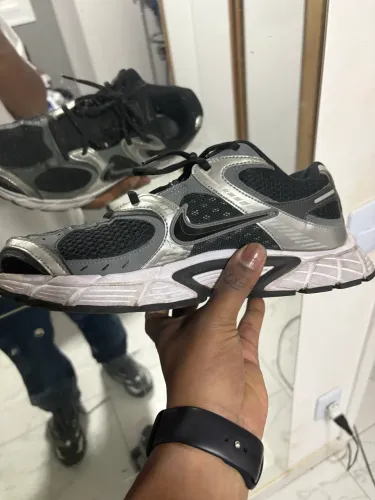 Nike V5 runner