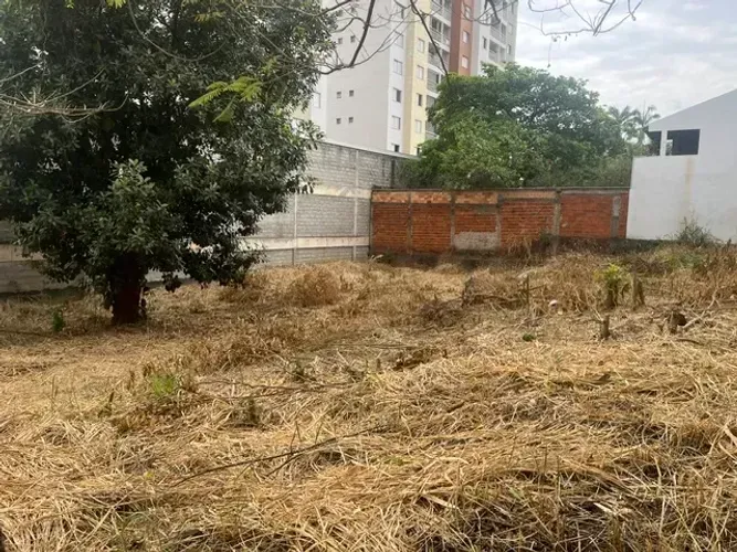 Imóvel para venda possui 748 metros quadrados em Jardim Atlântico - Goiânia - GO