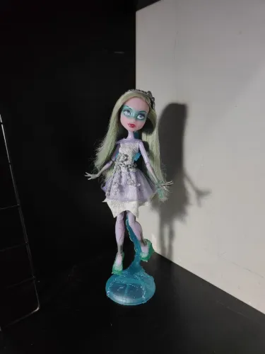 Boneca Monster High Twyla Boogeyman Haunted G1
