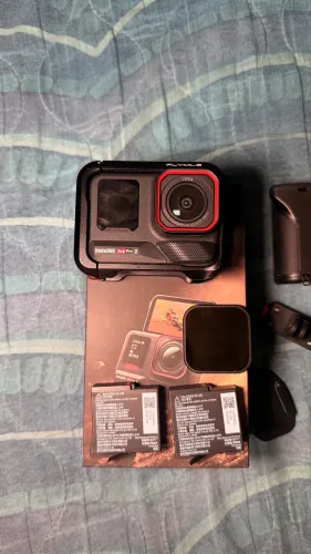 Câmera de Ação Ace Pro 2 - Insta360