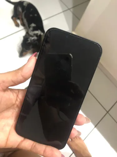 iPhone 16e