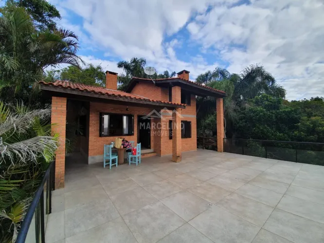 Casa em Condomínio em Praia do Rosa, Imbituba/SC