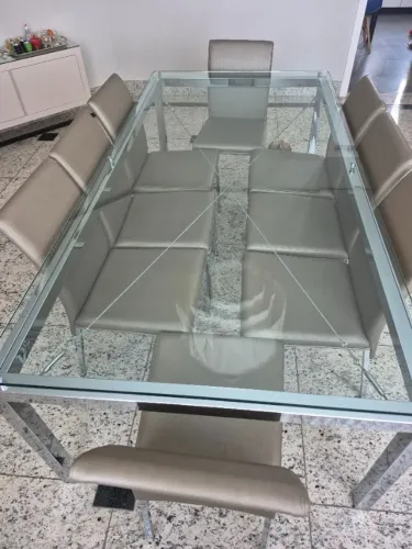 Mesa de jantar em vidro 2,20 m + 8 cadeiras - excelente estado
