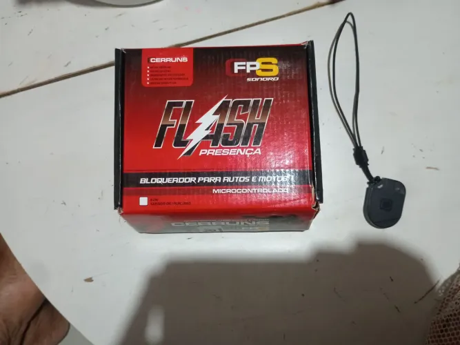 Controle de alarme de presença cerruns flash para carro e moto.