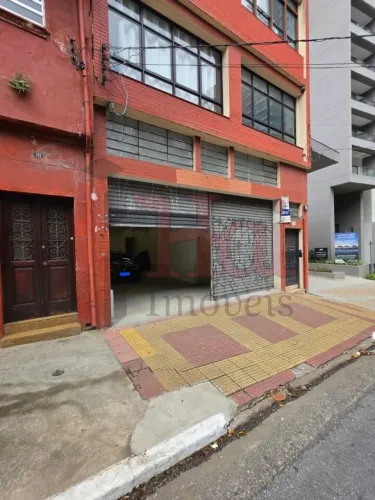 LOCAÇÃO | LOJA 200m² | RUA CARDEAL ARCO VERDE| PINHEIROS