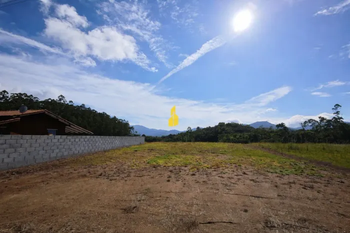 Terreno à venda no Bairro Divinéia em Rio dos Cedros