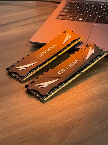 Memória RAM Qiyida 16GB (2x8) 3200MHz (Somente Xeon) | Envio OLX Pay | Aceito Cartão