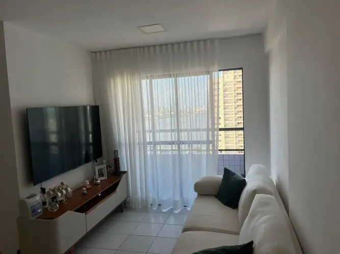 Apto. no Pina, perto Rio Mar, 68m², alto, nasc, 3 qts (1st), 2 vgss cob., lazer compl.vist