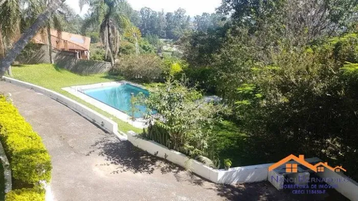 LINDA CHACARA COM PISCINA EM MOGI DAS CRUZES, CONFIRA!