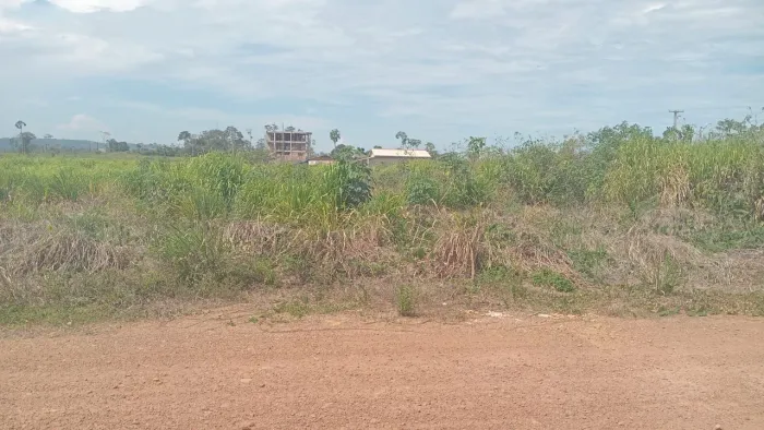 Vende-se terreno ruropolis
