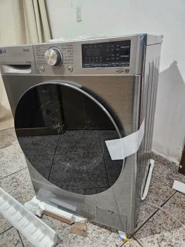 Lava e seca smart LG Vc4 12kg inox Look com inteligência artificial
