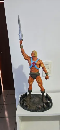Estátua He-Man Masters Of The Universe Colecionável +30cm Detalhada