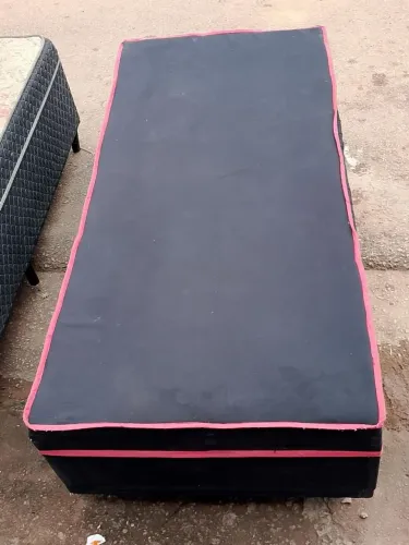 Cama Box solteiro espuma tamanho padrão. $350