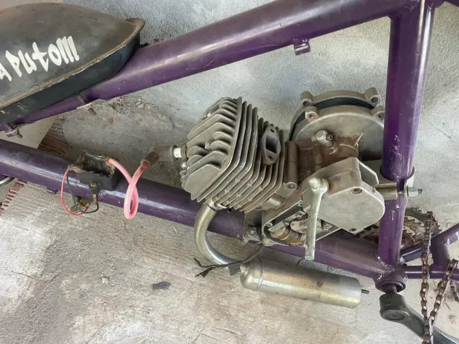 vendo motor 80cc para bicicleta (motor para retirada de peças)