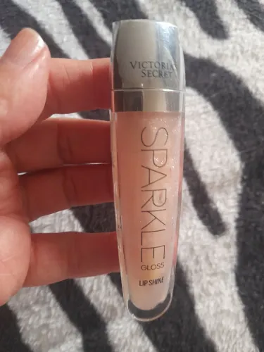 Gloss Vitoria's Secrets
