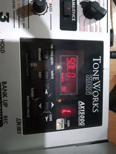 Pedaleira korg AX1500