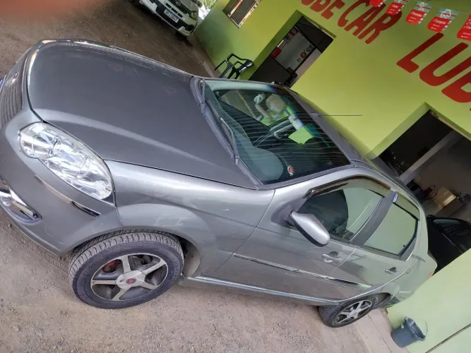 Fiat Siena ELX 1.4 MPI Fire Flex 8V 4P 2010