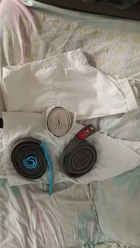 Roupa de judô infantil