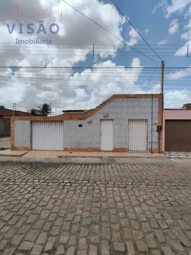 Casa à Venda no Aeroporto Mossoró, 3 Quartos, 144m², R$160mil