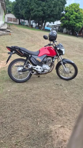 Vendo moto toda em dia no ponto de transferir