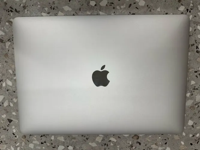 Macbook M1 Air 256GB