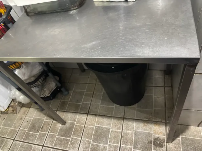 Vendo mesa toda de inox