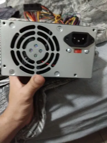 Fonte 200W bivolt TGT