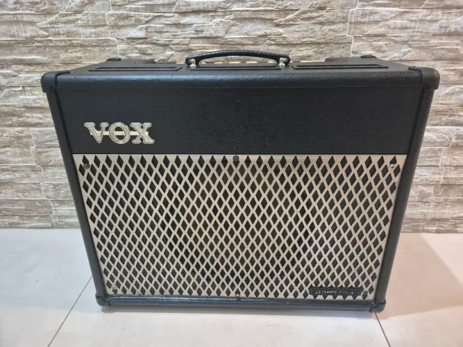 Amplificador VOX VT50 Pré Valvulado