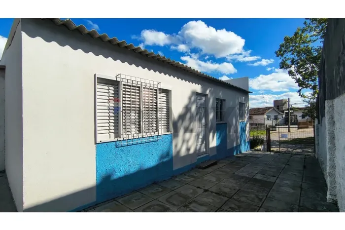 Casa Modernizada na Tranquilidade de Santa Maria