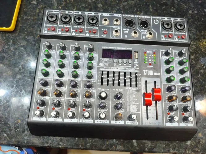Mesa de 6 canais