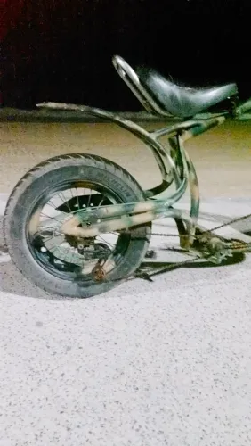 Bicicleta chooper com marcha