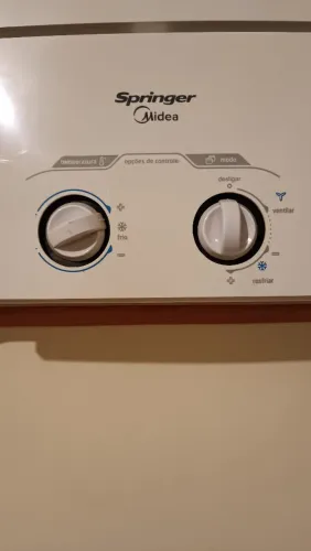 Ar condicionado de janela