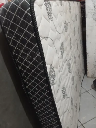 Cama box com colxao