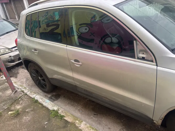 Todas as portas Tiguan ano 2011 pra tirar a blindagem R$ 4 mil