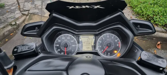 XMAX, 2024, 7.500KM, único dono, revisões CC