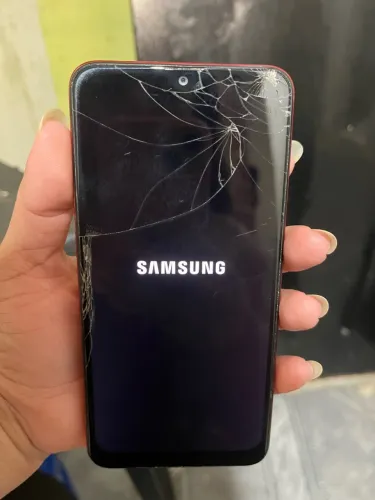 Vendo celular com defeito