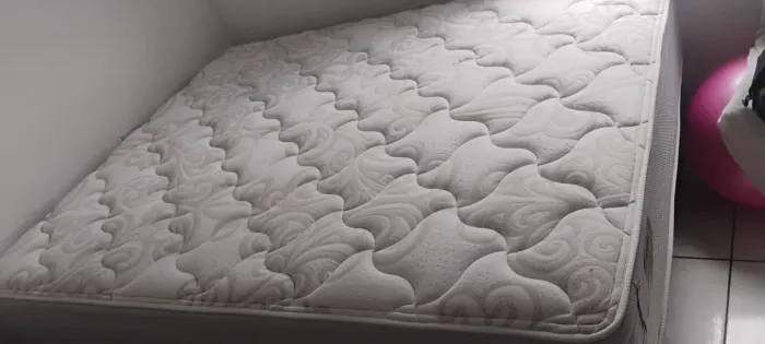 Cama Box Baú + Colchão Ecoflex Queen Seminovo