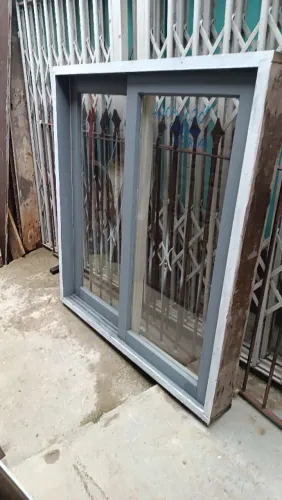Janela 2 folha 1m10 L x 1.20 A VENDE-SE 
