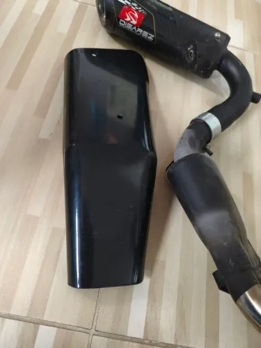Escapamento da cb650f semi novo pra vender rapido