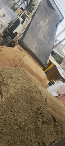 Areia, pedra brita, pedrisco, saibro fino médio grosso, pó de pedra
