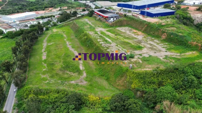 Área - Campina Verde - Contagem.