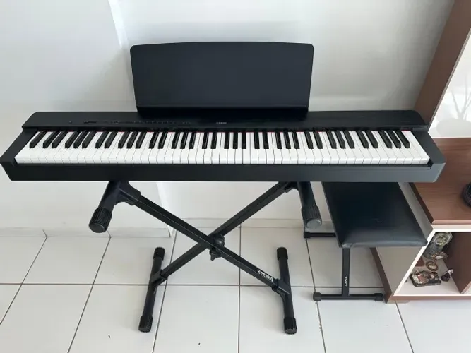 Piano Digital Yamaha P-225
