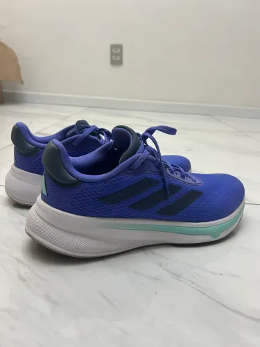 Tênis Adidas Response Super 42