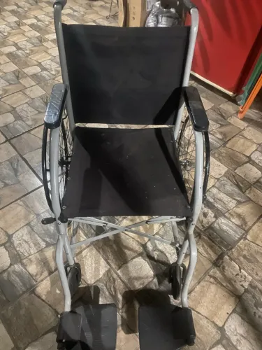 Cadeira de rodas cds